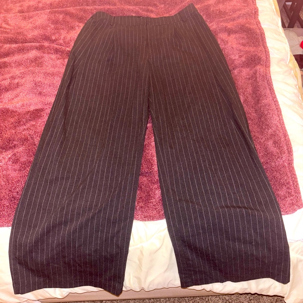 Forever 21 Black Pinstripe Trousers Classic Straight-Leg